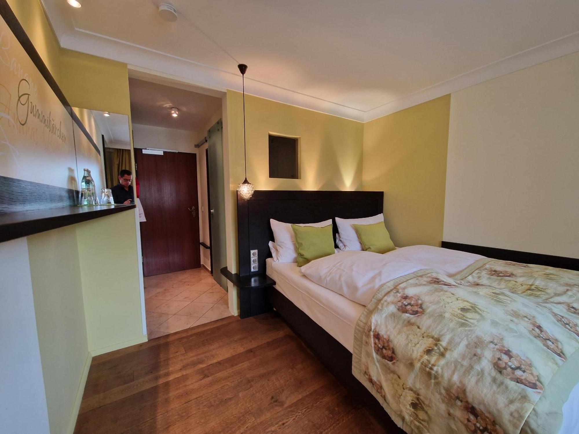 ווייקרסהיים Laurentius Boutique-Hotel & Restaurant מראה חיצוני תמונה