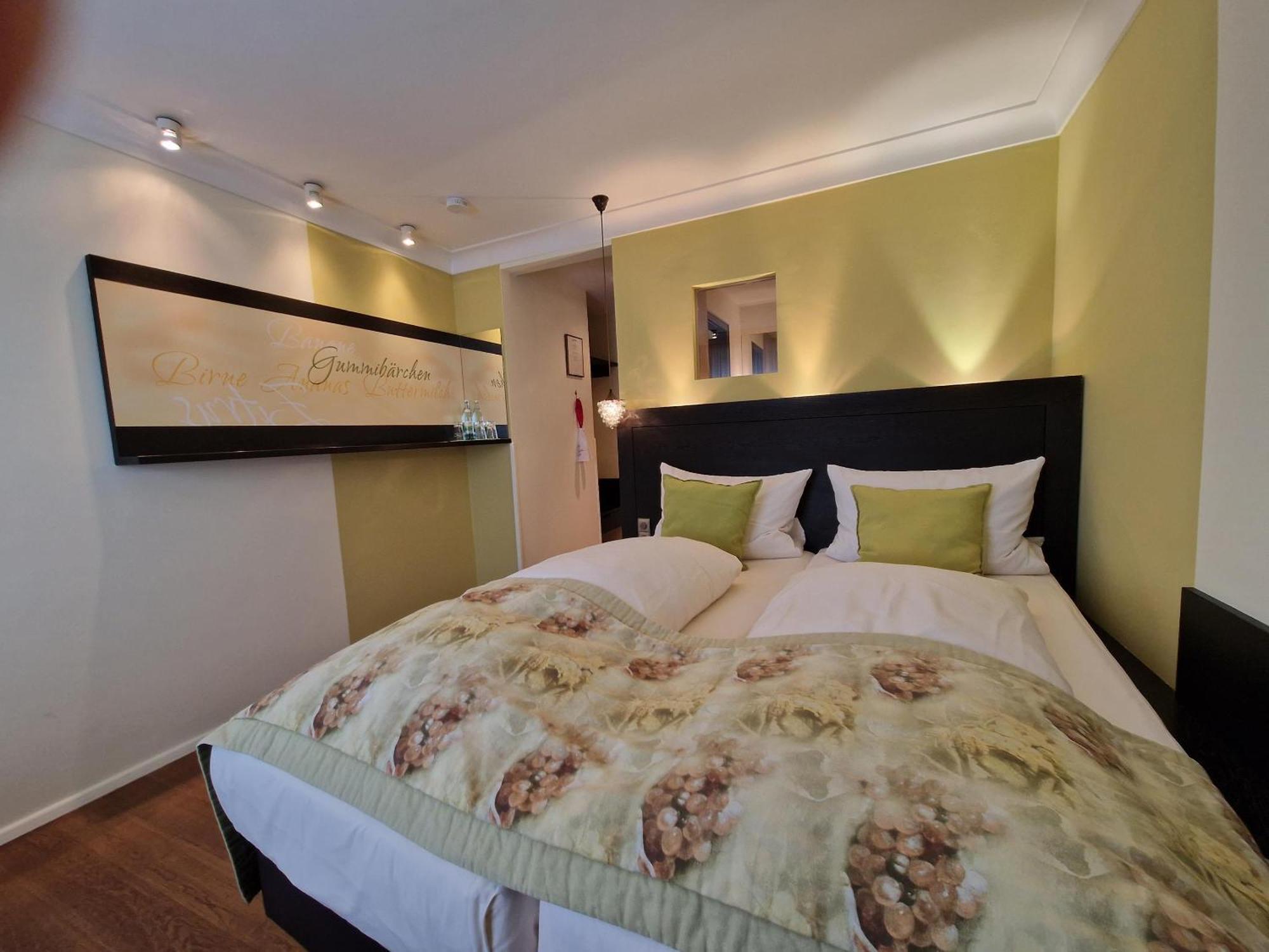 ווייקרסהיים Laurentius Boutique-Hotel & Restaurant מראה חיצוני תמונה
