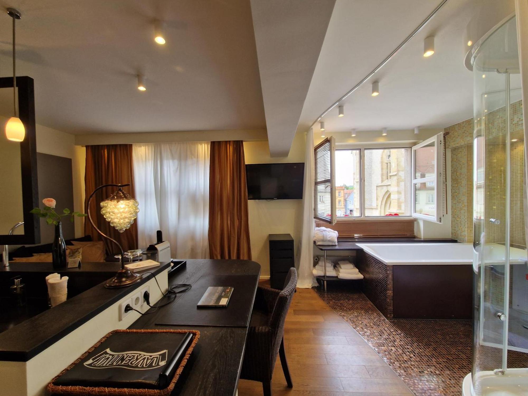 ווייקרסהיים Laurentius Boutique-Hotel & Restaurant מראה חיצוני תמונה
